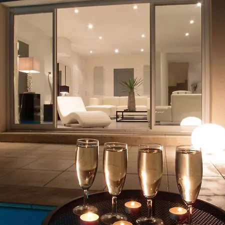 Charmante Avec Piscine Privee A Calvi, 132 M² Semesterbostad *